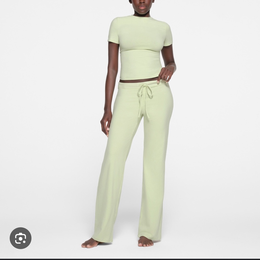 Skims Cotton Jersey Straight Leg Pant in Pistachio